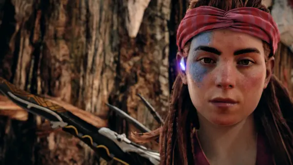 Aloy with red headband
