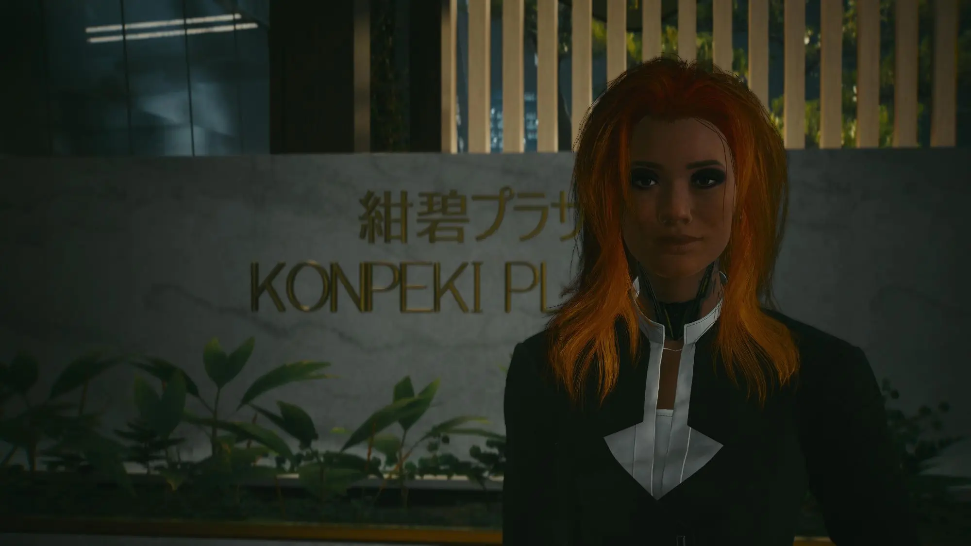 Peach-V visiting Konpeki Plaza